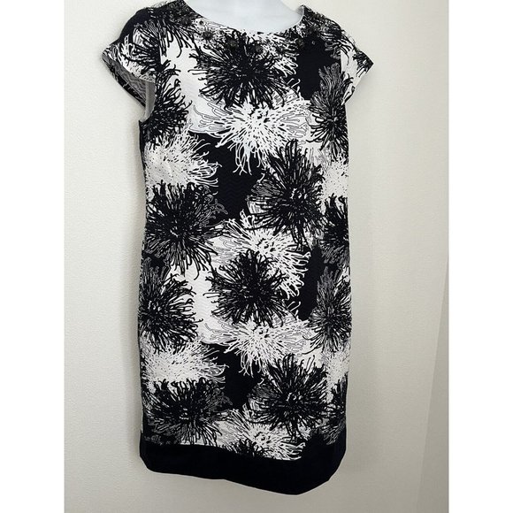 Talbots Dresses & Skirts - Talbots navy blue & White short sleeved sheath dress sz large beading cotton L